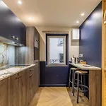 Chic & Spacieux Hyper-centre B Apartment